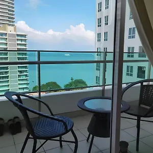 Mansion One Luxurious Seaview Apartment