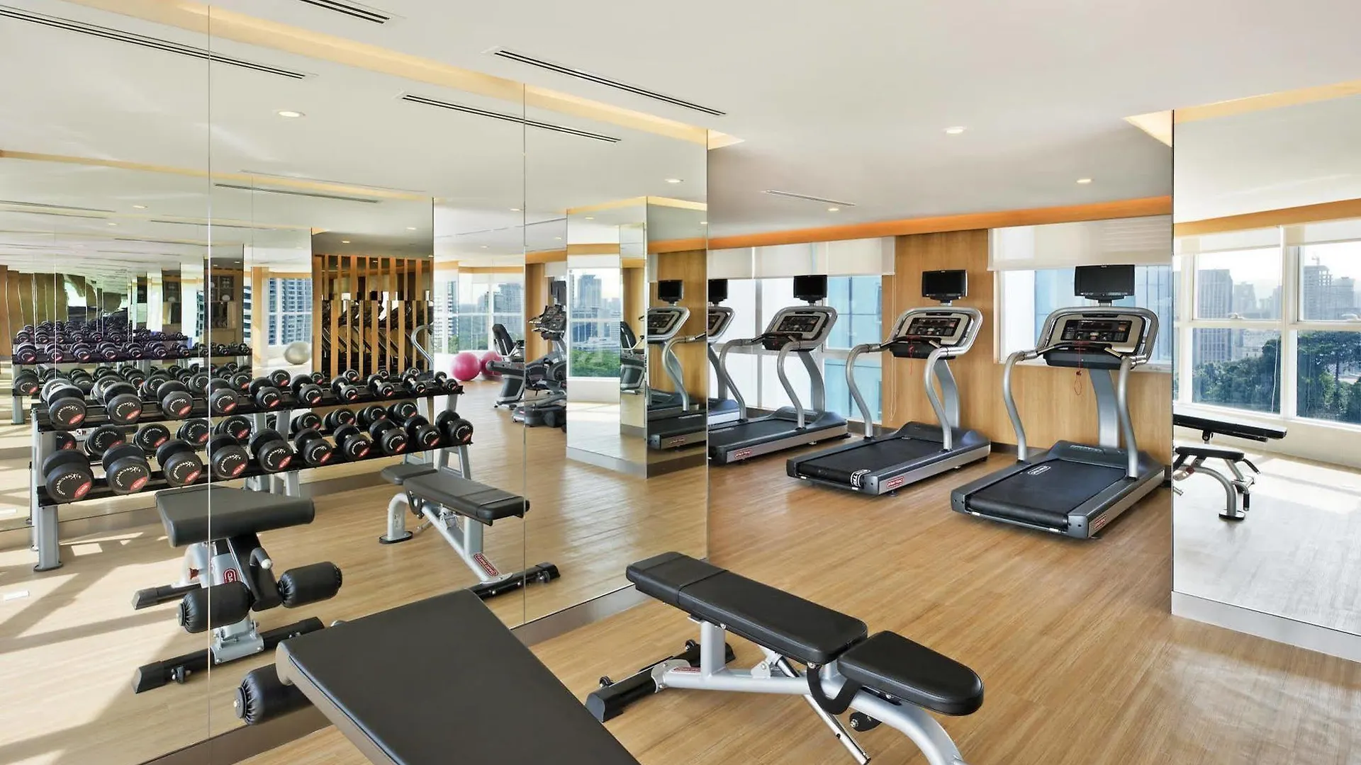 Hotel Oasia Suites Kuala Lumpur By Far East Hospitality